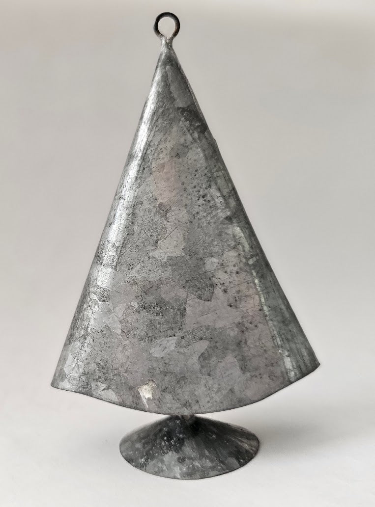 Metalware  5"tree