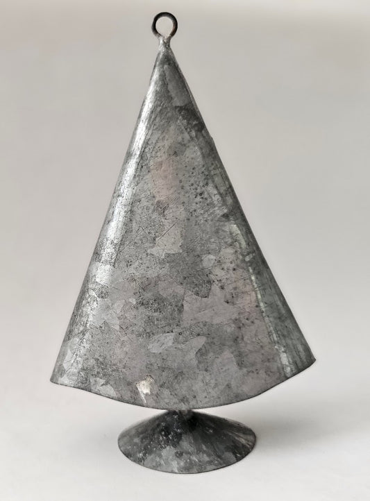 Metalware  5"tree