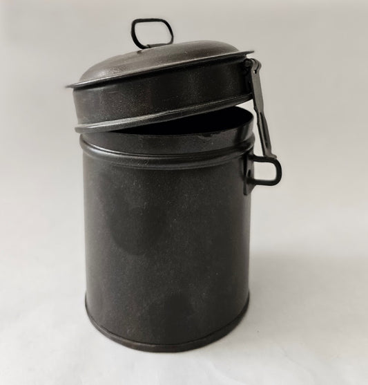 Metalware 3"x4" cup with lid