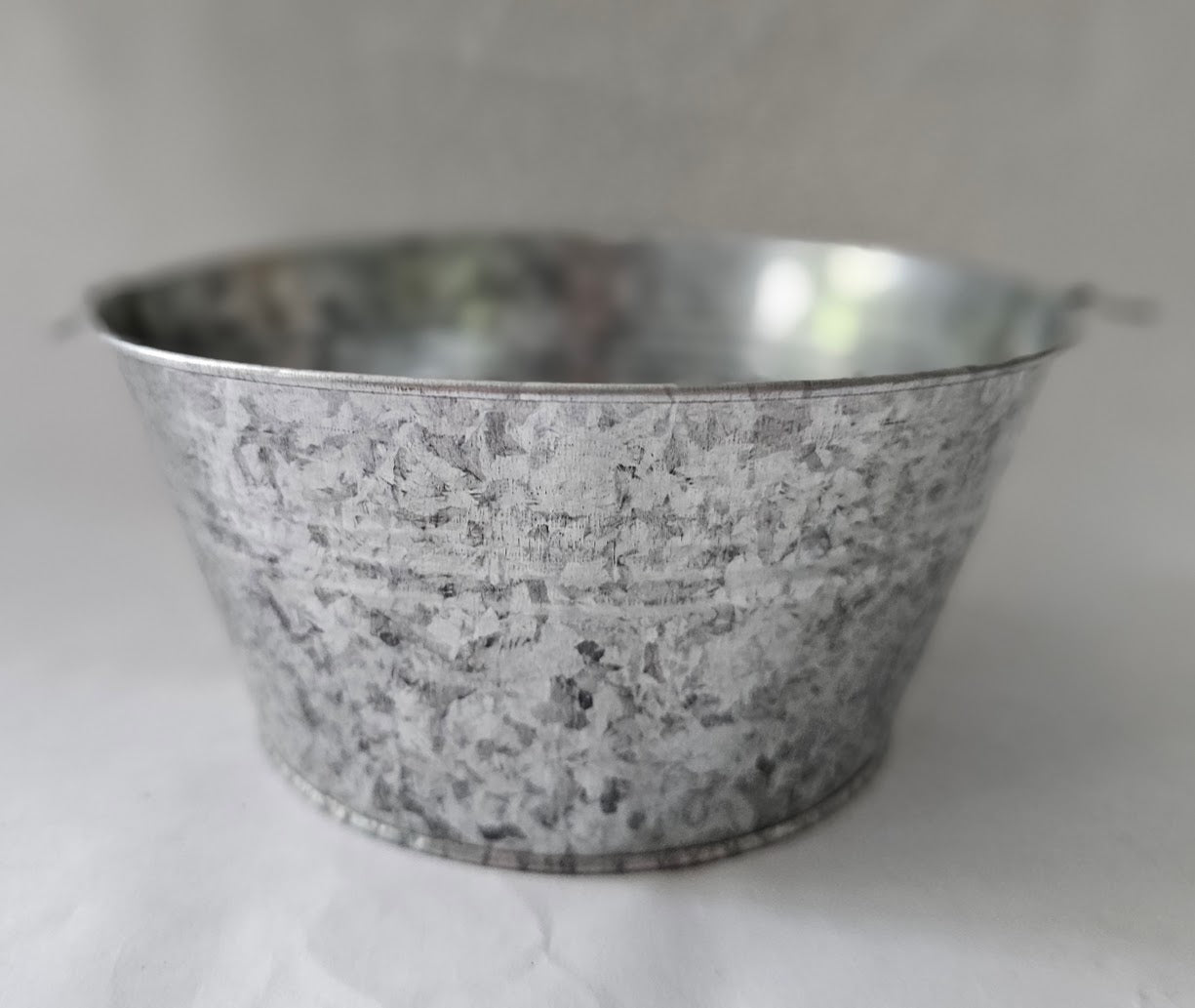 Metalware 6"x3" bowl